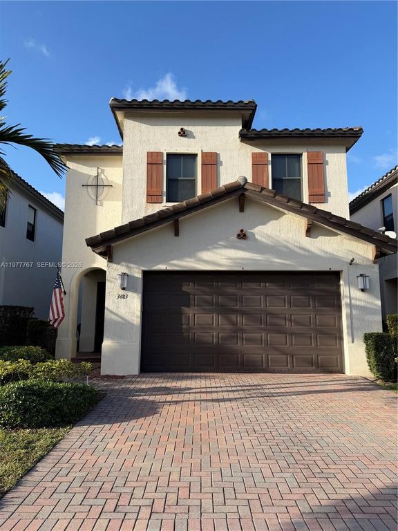 3483 W 97th St, Hialeah, FL 33018