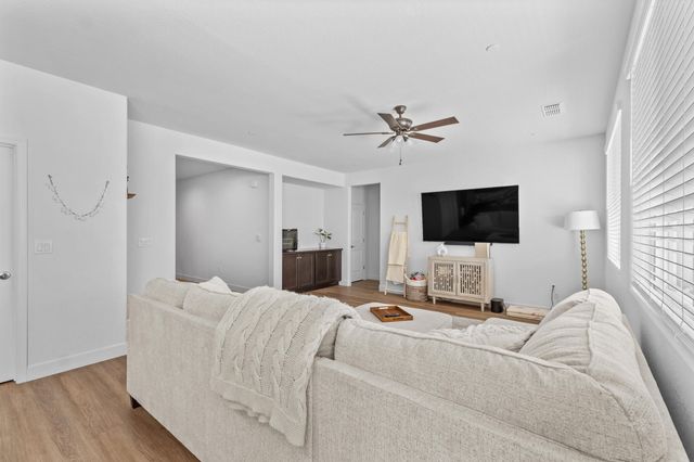 179 Ocean Court, Tulare, CA 93274