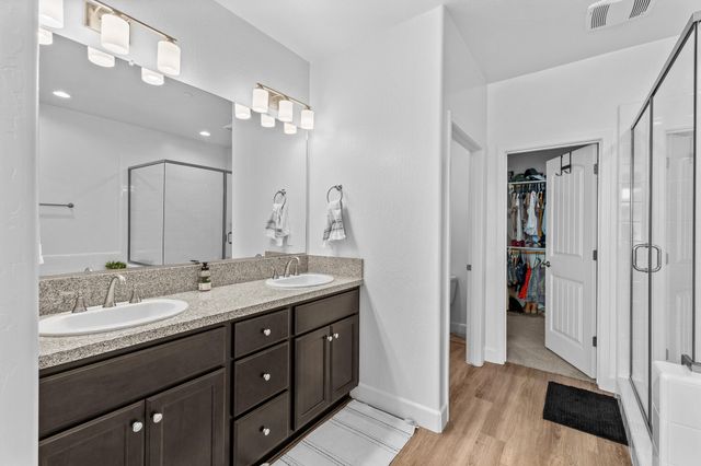 179 Ocean Court, Tulare, CA 93274