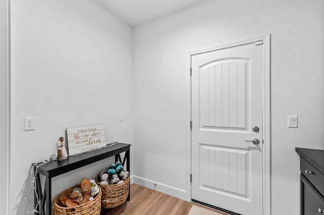 179 Ocean Court, Tulare, CA 93274