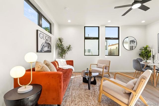 3322 28 Nile St, San Diego, CA 92104