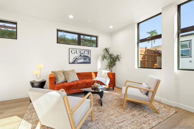 3322 28 Nile St, San Diego, CA 92104