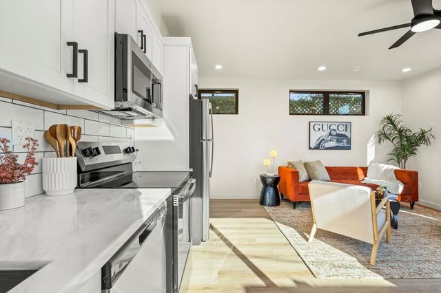 3322 28 Nile St, San Diego, CA 92104