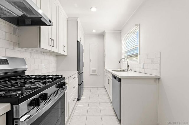 3322 28 Nile St, San Diego, CA 92104