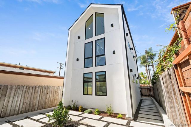 3322 28 Nile St, San Diego, CA 92104