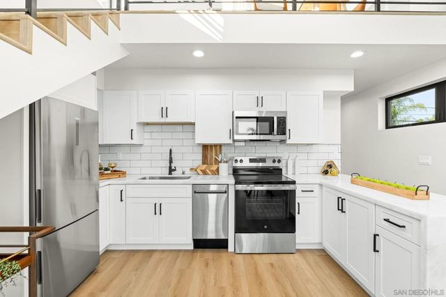 3322 28 Nile St, San Diego, CA 92104