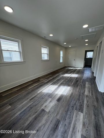 637 Merwin Ave, Louisville, KY 40217