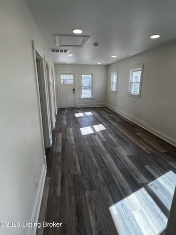 637 Merwin Ave, Louisville, KY 40217