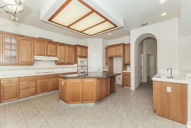 873 E Green Acres Drive, Fresno, CA 93720