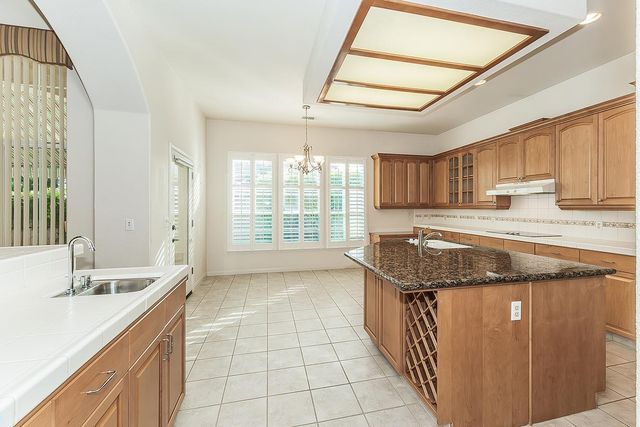 873 E Green Acres Drive, Fresno, CA 93720