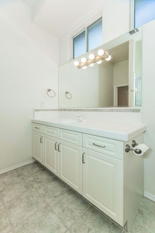 873 E Green Acres Drive, Fresno, CA 93720