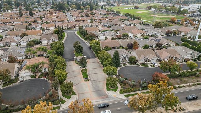 873 E Green Acres Drive, Fresno, CA 93720