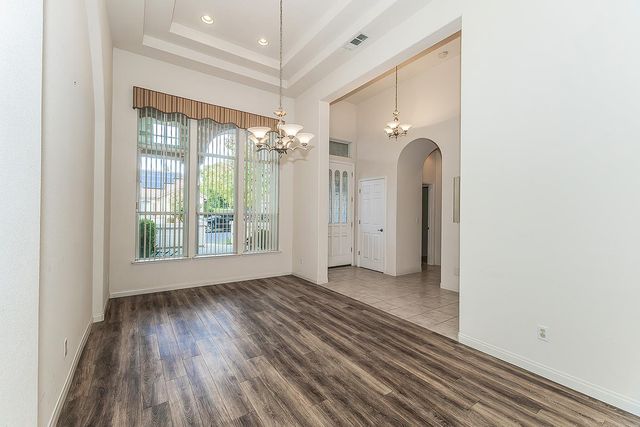 873 E Green Acres Drive, Fresno, CA 93720