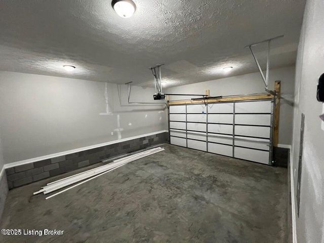 109 New Orleans Ct, Taylorsville, KY 40071
