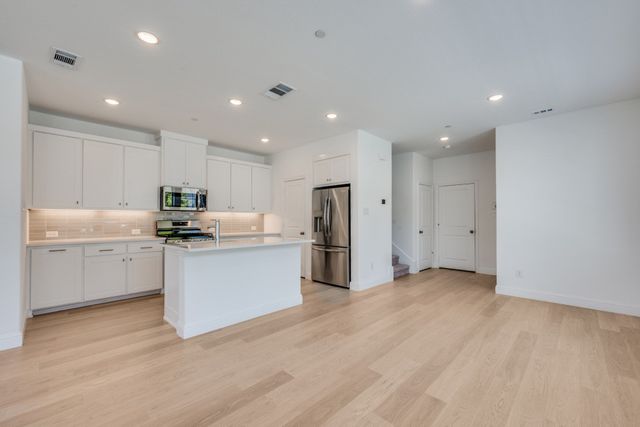 4332 Hopewell Street, North Richland Hills, TX 76180