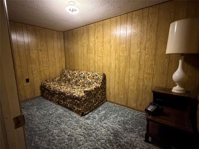 705 E Whitmer, Sentinel, OK 73664