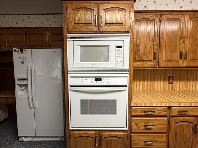 705 E Whitmer, Sentinel, OK 73664