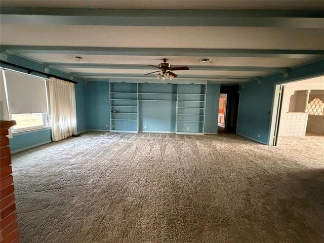 705 E Whitmer, Sentinel, OK 73664