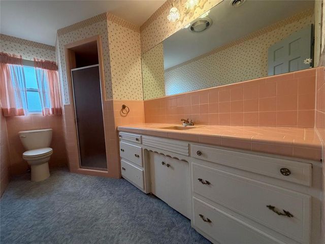 705 E Whitmer, Sentinel, OK 73664