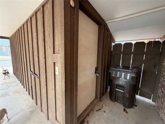 705 E Whitmer, Sentinel, OK 73664