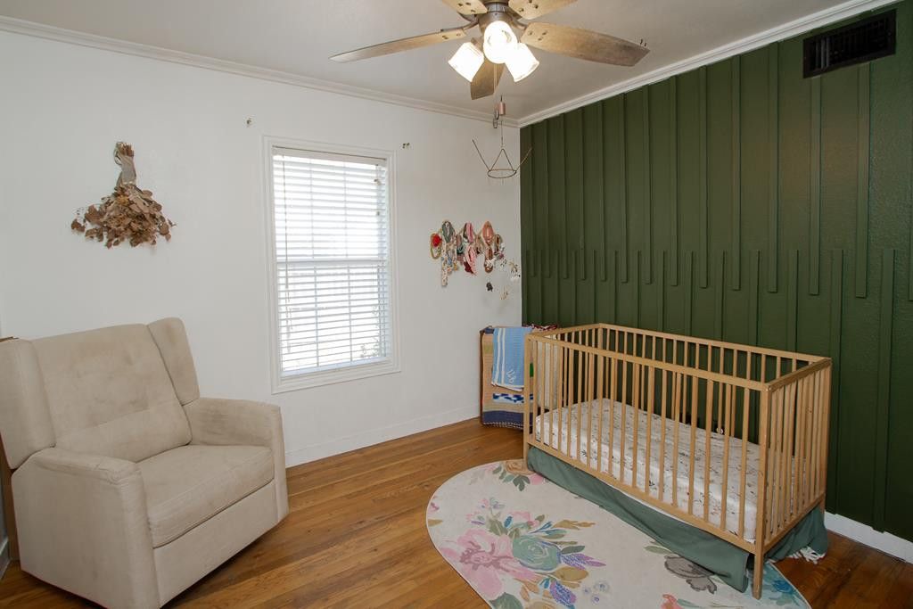 Image 15 of property listing at 316 N Van Buren Street, San Angelo, TX 76901