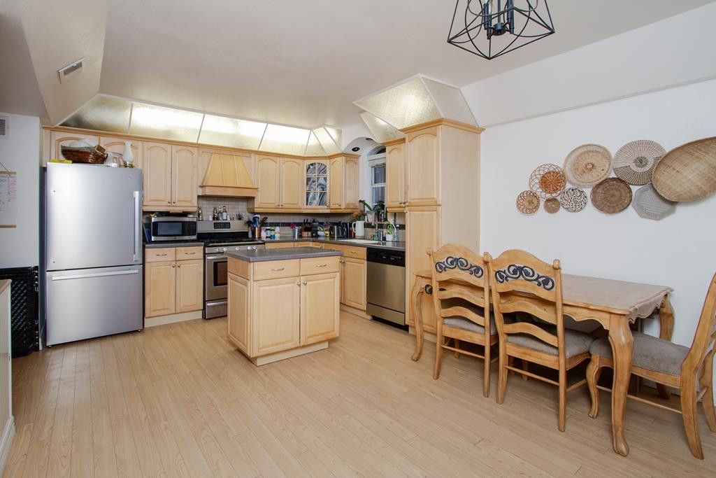 Image 21 of property listing at 316 N Van Buren Street, San Angelo, TX 76901
