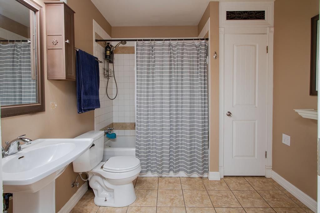 Image 25 of property listing at 316 N Van Buren Street, San Angelo, TX 76901