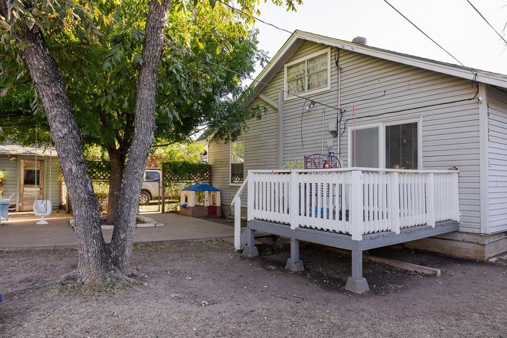 Image 44 of property listing at 316 N Van Buren Street, San Angelo, TX 76901