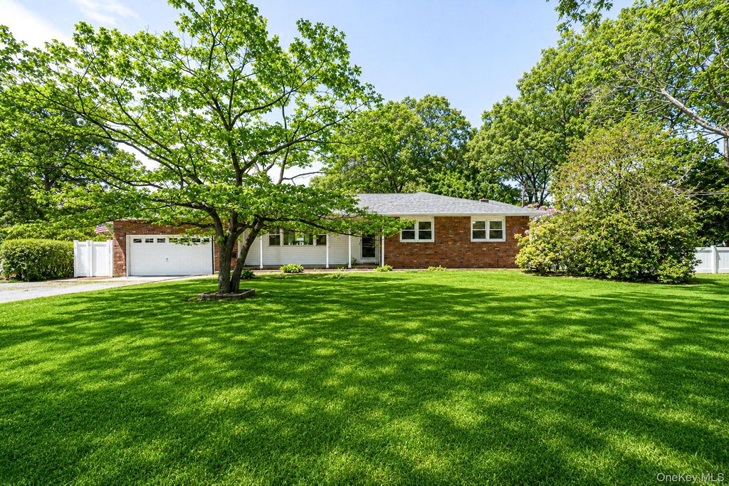 286 Boyle Road, Port Jefferson Station, NY 11776