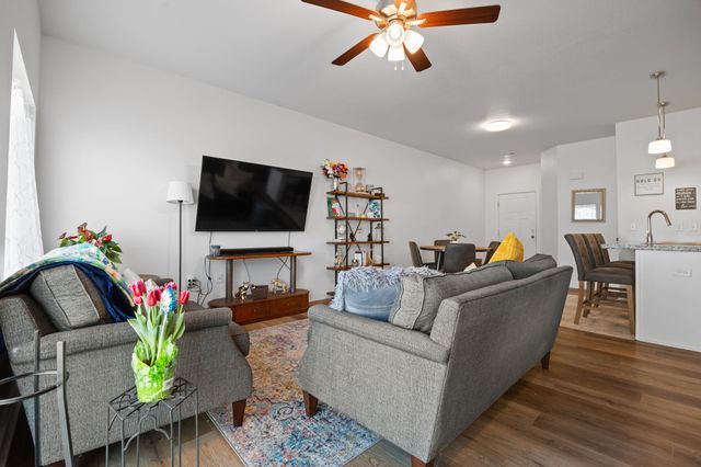 270 NW Waverly Drive, Waukee, IA 50263