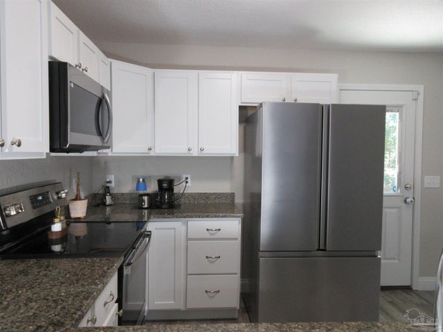 6816 Fast Gun Ln, Milton, FL 32570