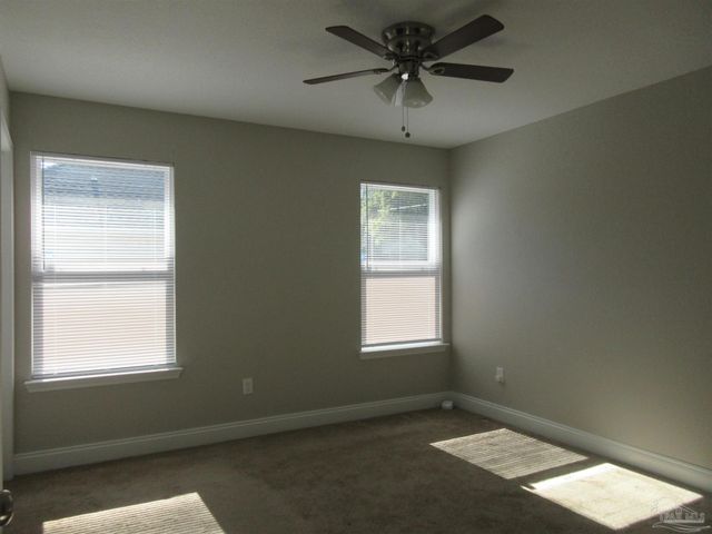 6816 Fast Gun Ln, Milton, FL 32570