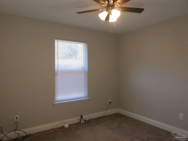 6816 Fast Gun Ln, Milton, FL 32570