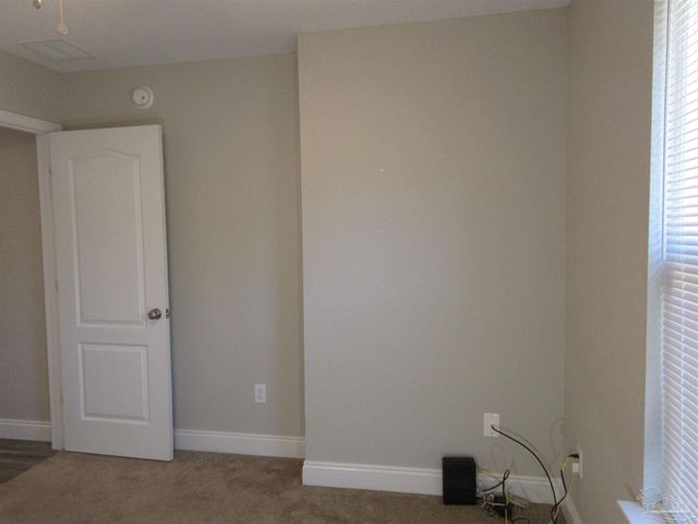 6816 Fast Gun Ln, Milton, FL 32570