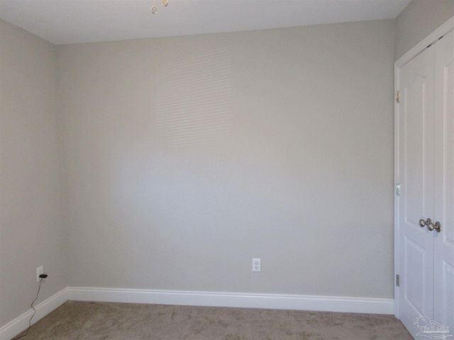 6816 Fast Gun Ln, Milton, FL 32570