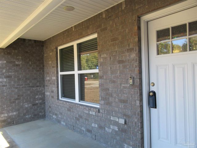 6816 Fast Gun Ln, Milton, FL 32570