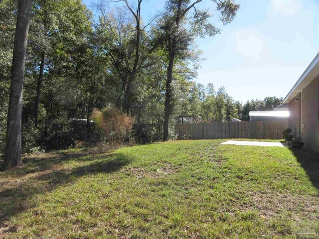 6816 Fast Gun Ln, Milton, FL 32570