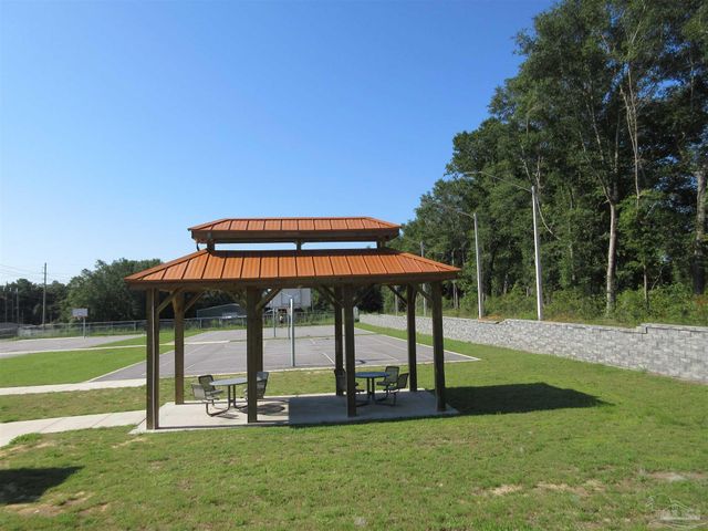 6816 Fast Gun Ln, Milton, FL 32570