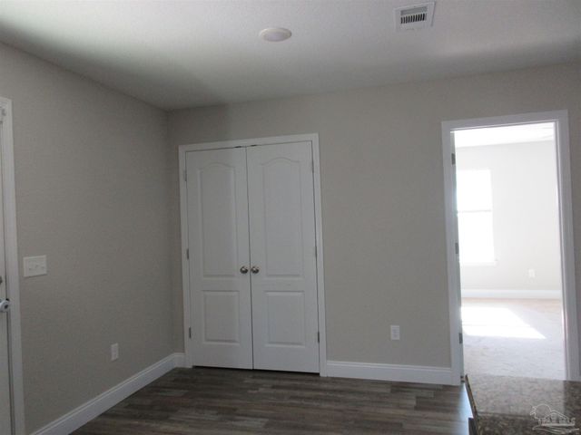 6816 Fast Gun Ln, Milton, FL 32570