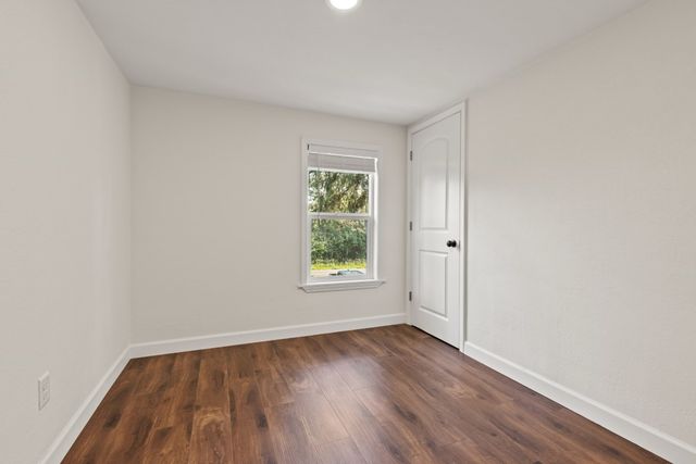 7330 Olde Creek Road, Rockford, IL 61114