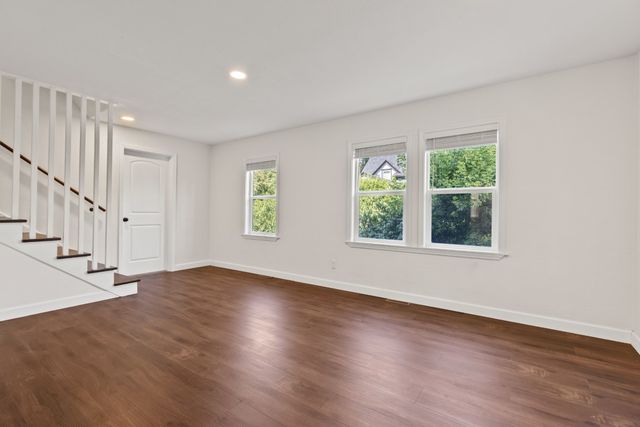 7330 Olde Creek Road, Rockford, IL 61114