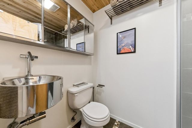 11589 Snowpeak Way Unit 105, Truckee, CA 96161