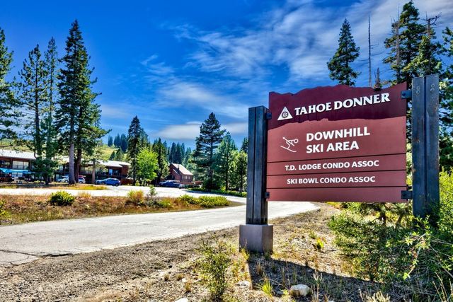 11589 Snowpeak Way Unit 105, Truckee, CA 96161