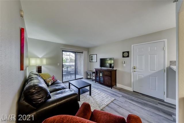 950 Seven Hills Drive 2013, Henderson, NV 89052