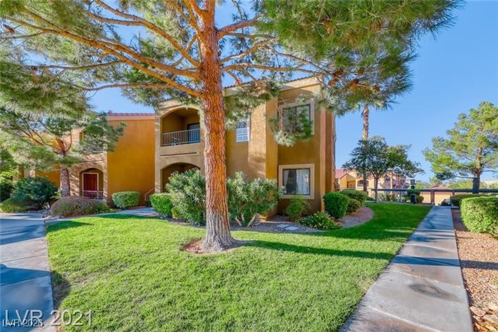 950 Seven Hills Drive 2013, Henderson, NV 89052