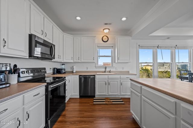 2060 New River Inlet Road, N Topsail Beach, NC 28460