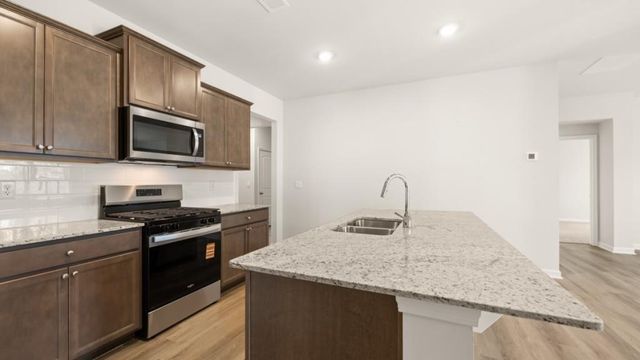 6016 Muirfield Point, Union City, GA 30213