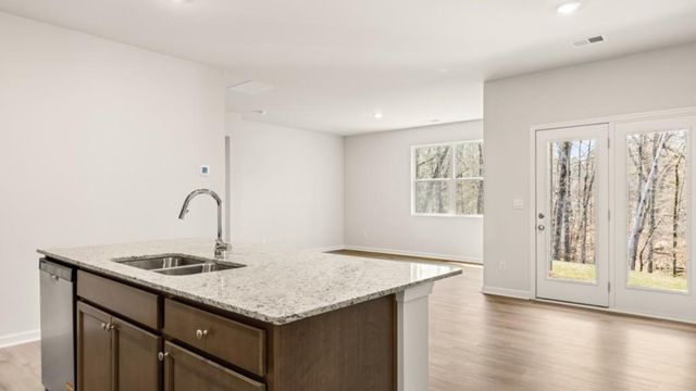 6016 Muirfield Point, Union City, GA 30213