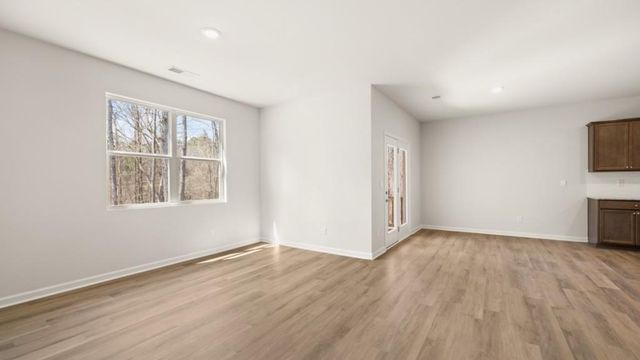 6016 Muirfield Point, Union City, GA 30213