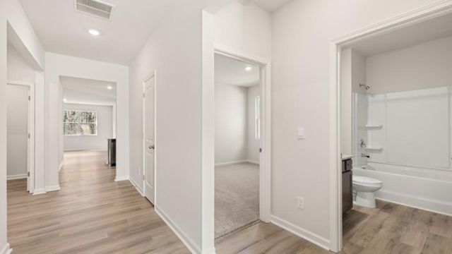 6016 Muirfield Point, Union City, GA 30213